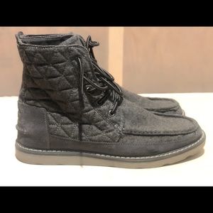 Men’s TOMS boots